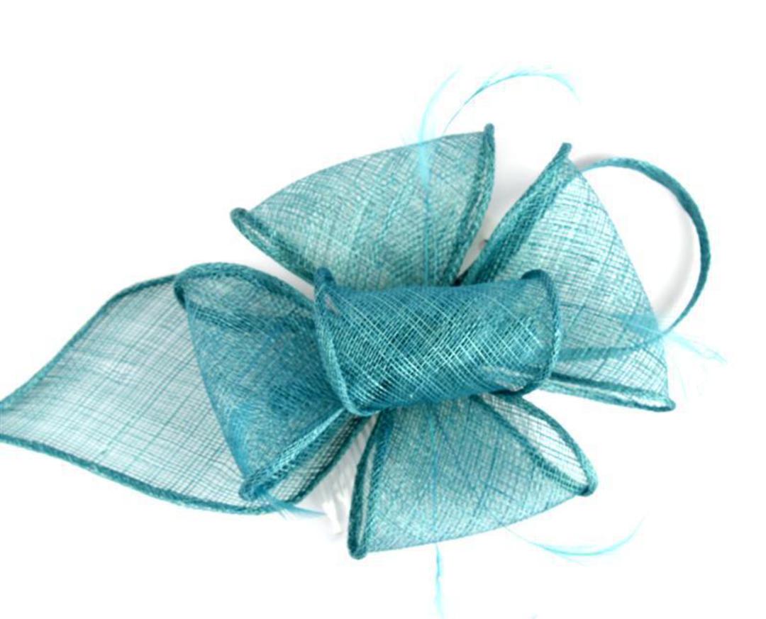Fascinator sinamay and feather with comb turq Code:HS/1299 image 0